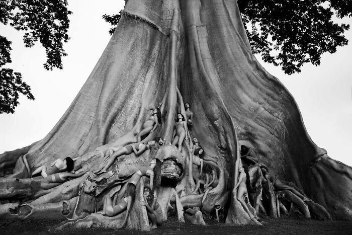 30 Breathtaking Images By This Artist That Show How The Human Body Dissolves Into Nature
