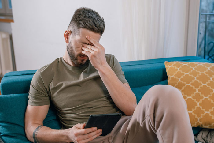 Woman Finds Out Bestie Returned To Toxic Ex, Feels Used After Defending Her And Risking Her Marriage