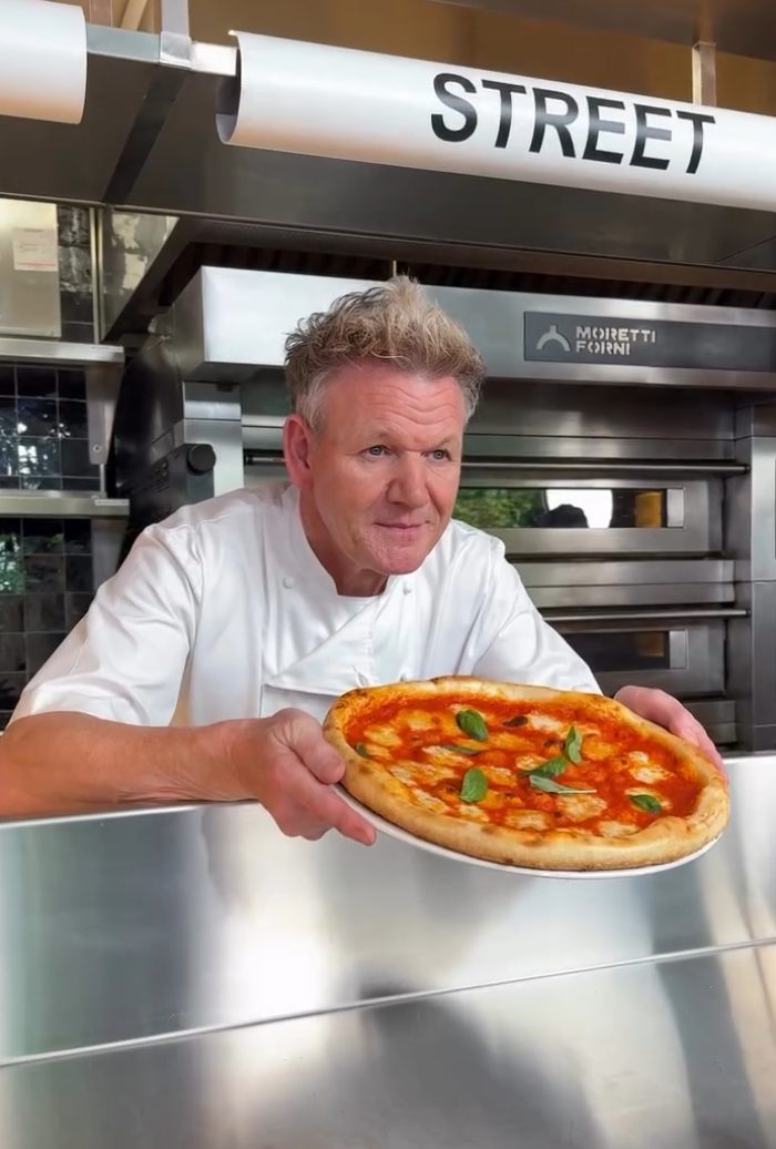 “A Massive NO”: Frenzy Online After Furious Customers Leave Gordon Ramsay Restaurant After Spotting Bizarre Detail
