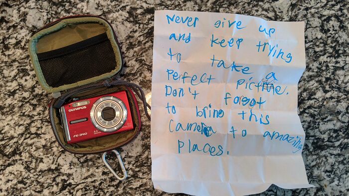 99 Wholesome Pics That Hit Harder Than A Pixar Movie