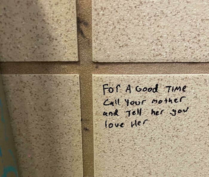 99 Wholesome Pics That Hit Harder Than A Pixar Movie