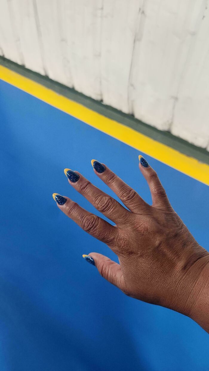 71 Satisfying Photos Of Accidental Color Matches That May Lower Your Cortisol Levels