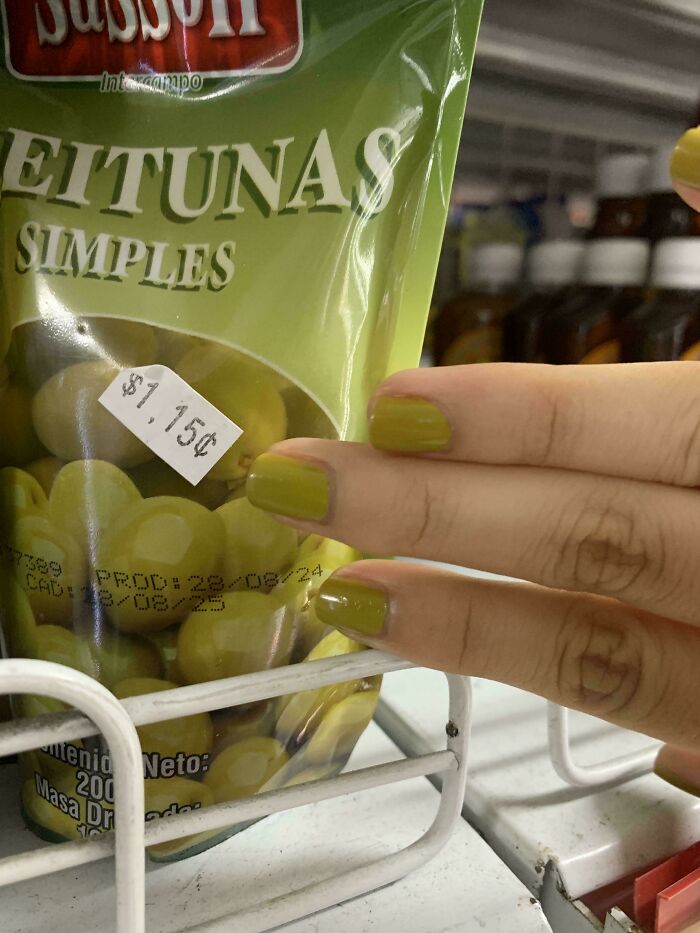 71 Satisfying Photos Of Accidental Color Matches That May Lower Your Cortisol Levels