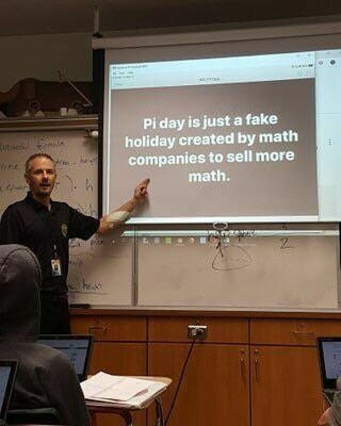 If You&rsquo;ve Ever Struggled With Math, These 83 Funny Memes Might Bring The Trauma Back