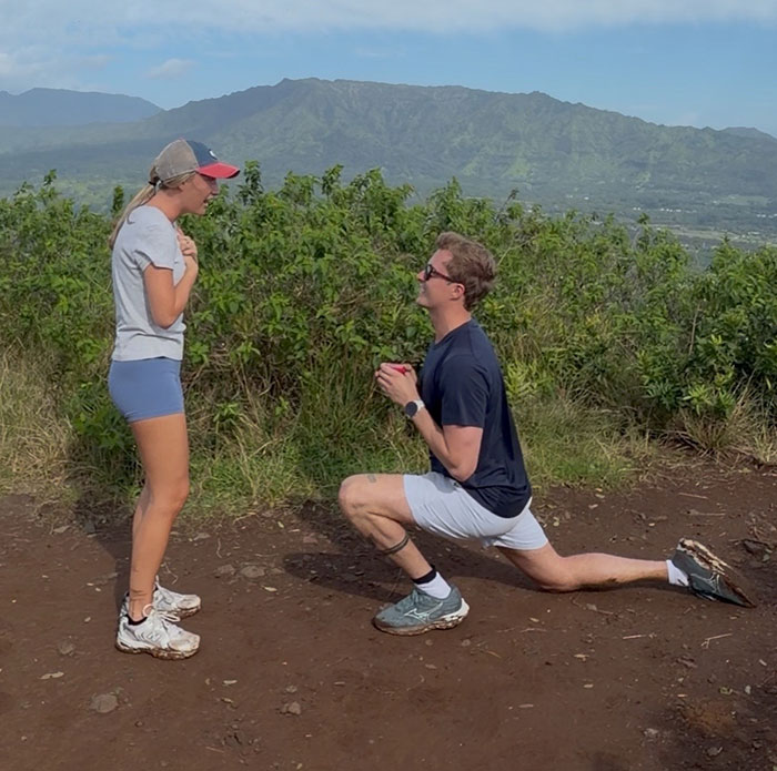 People Saw This Woman&rsquo;s Proposal Pic And Couldn&rsquo;t Resist Making These 42 Hilarious Edits