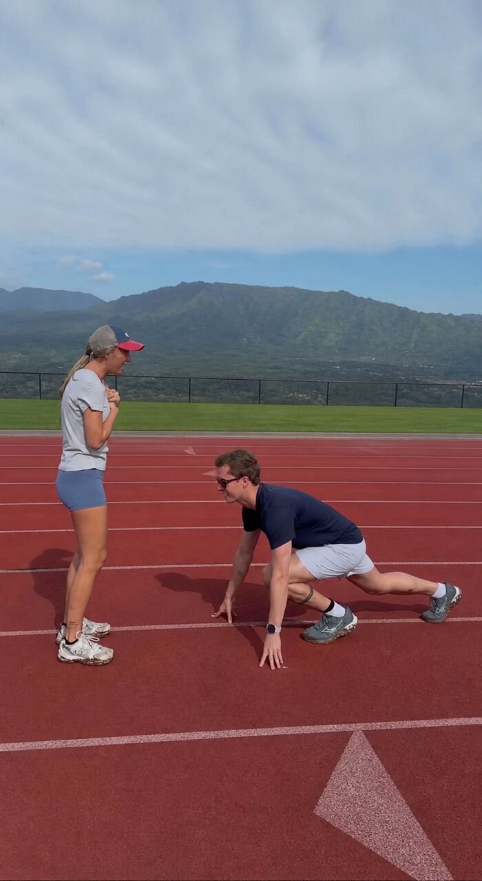 People Saw This Woman&rsquo;s Proposal Pic And Couldn&rsquo;t Resist Making These 42 Hilarious Edits