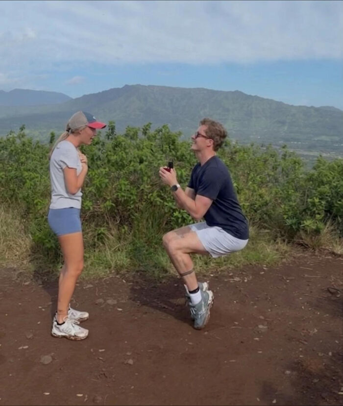 People Saw This Woman&rsquo;s Proposal Pic And Couldn&rsquo;t Resist Making These 42 Hilarious Edits