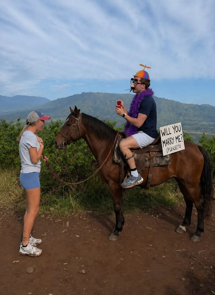People Saw This Woman&rsquo;s Proposal Pic And Couldn&rsquo;t Resist Making These 42 Hilarious Edits