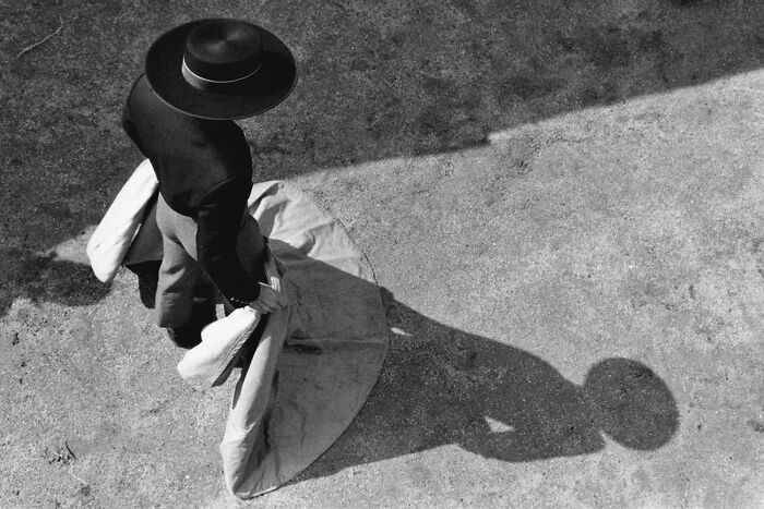AAP Magazine Announces The 25 Winning Shadow-Themed Photographs