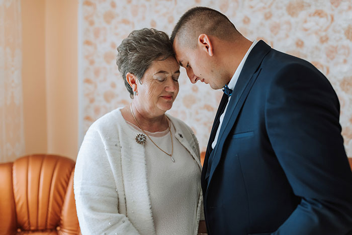 “She’s Very Mentally Ill”: MIL Calls Cops On DIL After Learning Son Is Spending Valentine’s With Her