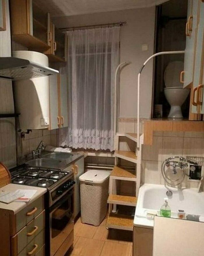 “The Unquestionable Futility Of Existence?”: 79 Of The Wildest Real Estate Listings That Made It To The Market (New Pics)
