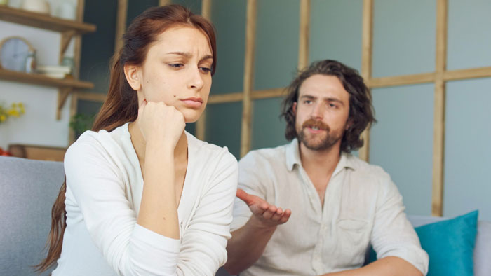 Friendly Work Lunch Turns Awkward After Marriage Reveal, Husband Suspects Hidden Motives Friendly Work Lunch Turns Awkward After Marriage Reveal, Husband Suspects Hidden Motives
