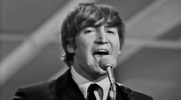 Name 30 Bands From Just One Picture Of Their Lead Singer To Prove You&rsquo;re A Music Expert