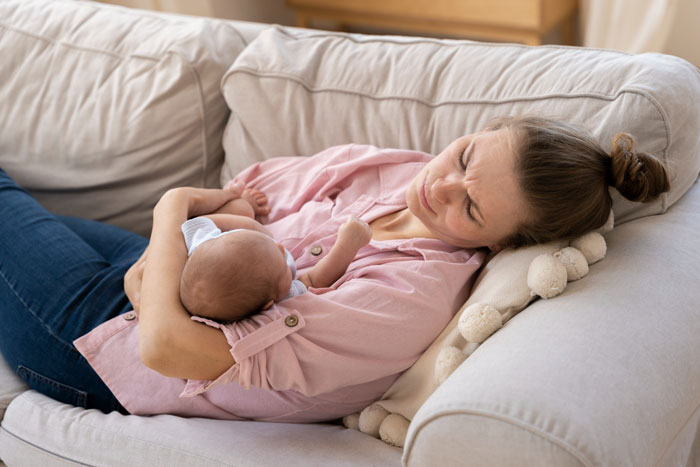Wife Calls Cops After Seeing Husband Changing Baby’s Diaper And Thinking He’s Being Inappropriate