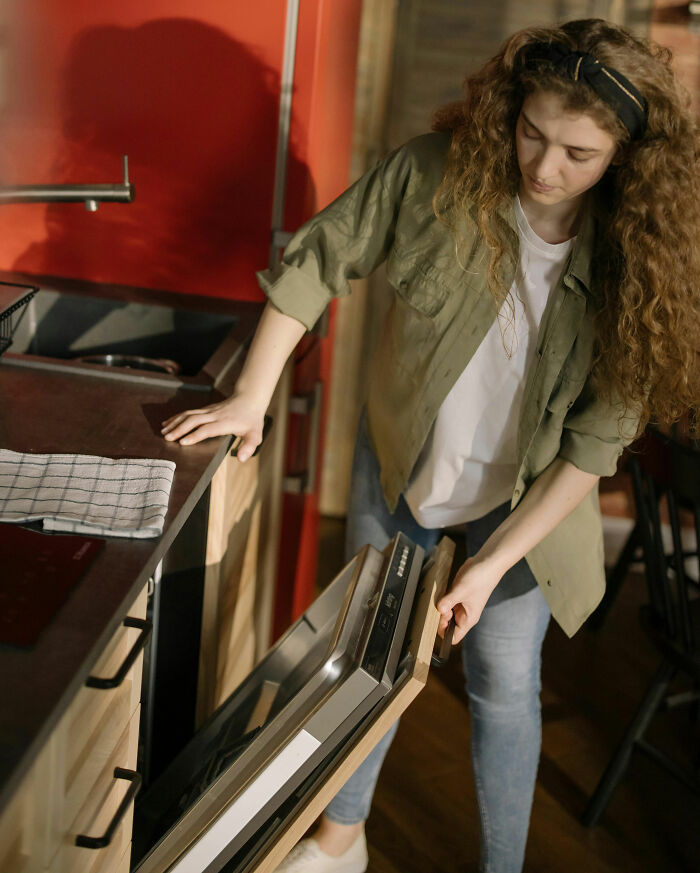 &ldquo;Good Athletic Shoes&rdquo;: 49 Seemingly Expensive Habits That Can Actually Save You Loads Of Money