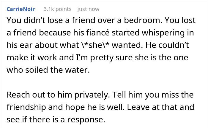 Man Refuses To Give A Separate Room For Friend Just Because His Fiancee Asked,Gets Uninvited From Wedding