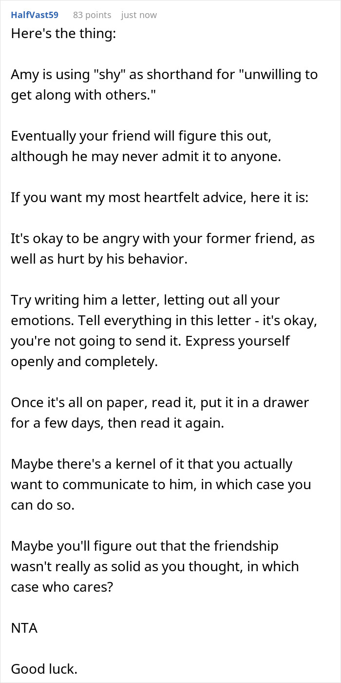 Man Refuses To Give A Separate Room For Friend Just Because His Fiancee Asked,Gets Uninvited From Wedding
