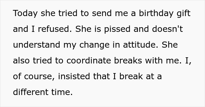 Coworker Leaves Woman Sobbing In Bathroom After Her Miscarriage, Then Reports Her To HR