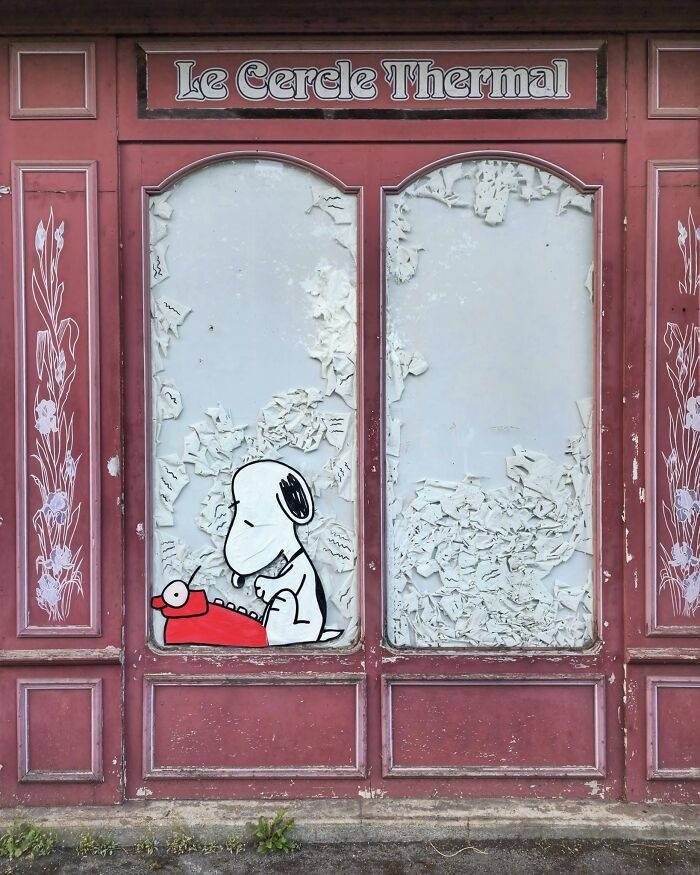 This Artist Turns Cracks And Broken Walls Into Art, 40 Clever Street Interventions By Oakoak (New Pics)