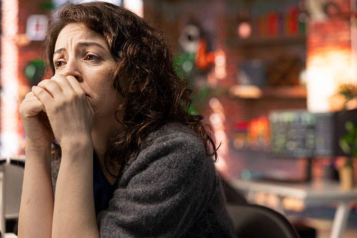 Mistress Exposes Guy’s 2.5-Year-Long Affair, Postpartum Wife Severely Traumatized By The Truth
