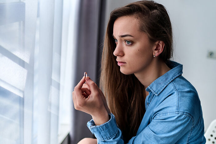 38 Heartbroken People Share The Messiest, Saddest, And Most Unforgettable Breakups Of Their Lives