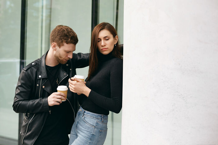 38 Heartbroken People Share The Messiest, Saddest, And Most Unforgettable Breakups Of Their Lives