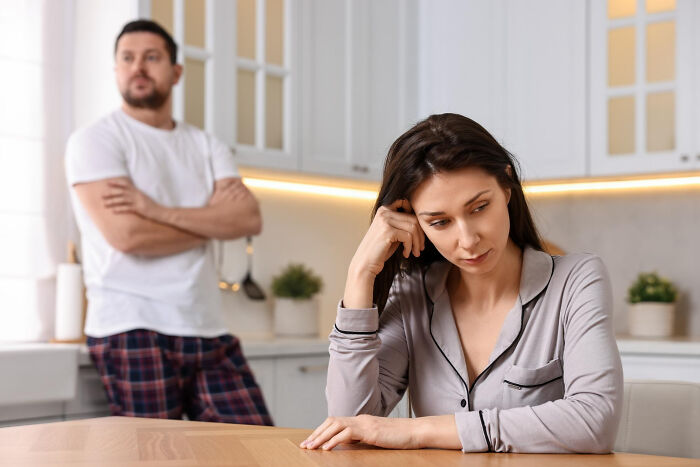 38 Heartbroken People Share The Messiest, Saddest, And Most Unforgettable Breakups Of Their Lives