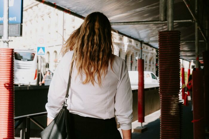 38 Heartbroken People Share The Messiest, Saddest, And Most Unforgettable Breakups Of Their Lives