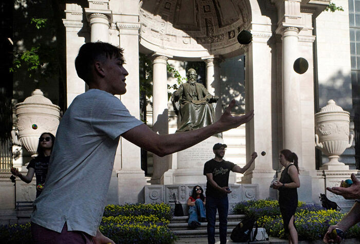 39 Powerful Street Photography Shots By This New York-Based Photographer