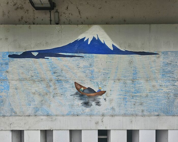 This Artist Turns Cracks And Broken Walls Into Art, 40 Clever Street Interventions By Oakoak (New Pics) This Artist Turns Cracks And Broken Walls Into Art, 40 Clever Street Interventions By Oakoak (New Pics)