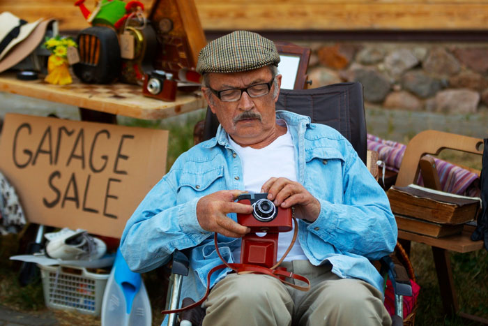 Millennials Are Fed Up With Boomer Clutter, And A Psychologist Just Explained The Whole Thing