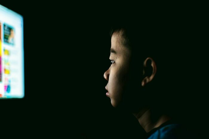 “I Still Think He Did It”: 41 People Share The Childhood Memories That Their Family Still Questions Today “I Still Think He Did It”: 41 People Share The Childhood Memories That Their Family Still Questions Today