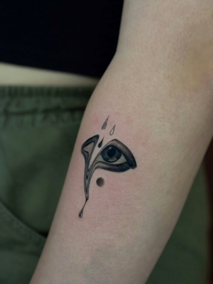 I Designed 22 Surreal Eye-Themed Tattoos That Hide Entire Worlds Behind A Single Gaze I Designed 22 Surreal Eye-Themed Tattoos That Hide Entire Worlds Behind A Single Gaze