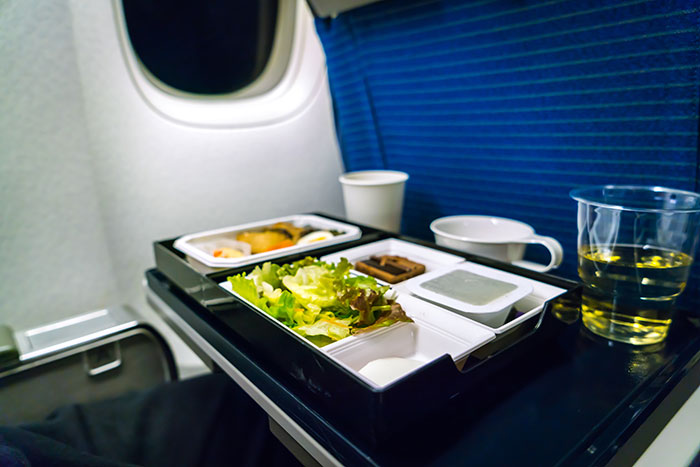 Karen Shames Guy For Eating Meat Near Her, Claims He Ruined Her Religion, Pilot Intervenes