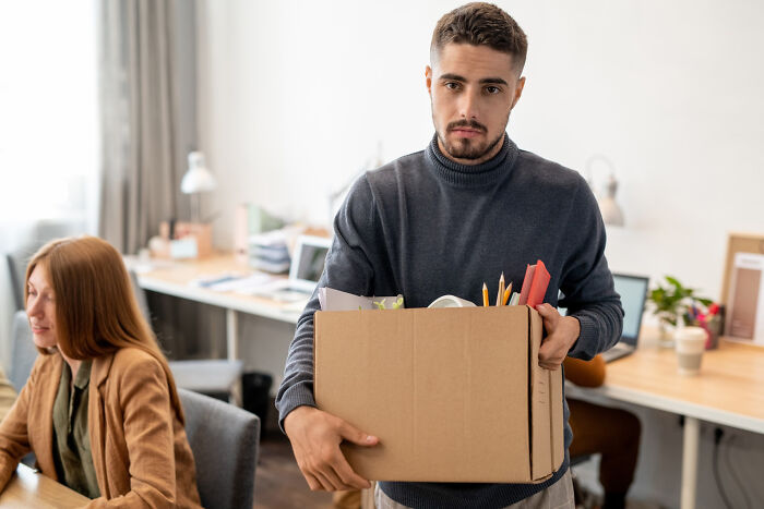 37 Savage Things Employees Did To Coworkers And Bosses That Were Somehow Totally Legal