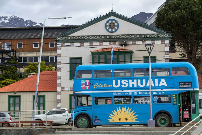 35 Annoying Things Tourists Keep Doing Abroad That Locals Simply Can’t Stand 35 Annoying Things Tourists Keep Doing Abroad That Locals Simply Can’t Stand