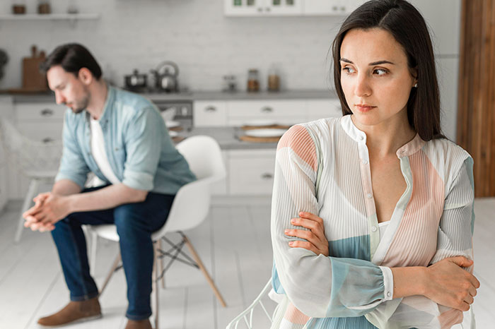 Guy’s Mistress-Turned-Wife Keeps Insulting His Ex’s Frozen Food, Whines As She Brutally Snubs Her