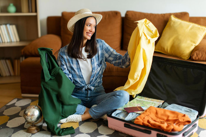 Sis Goes On Vacay While Deep In Debt To Her Brother, Then Calls Him Selfish For Refusing To Babysit