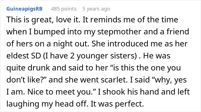 MIL Smugly Approaches Woman At Makeup Section, Freezes After Realizing Her Gossip Got Leaked