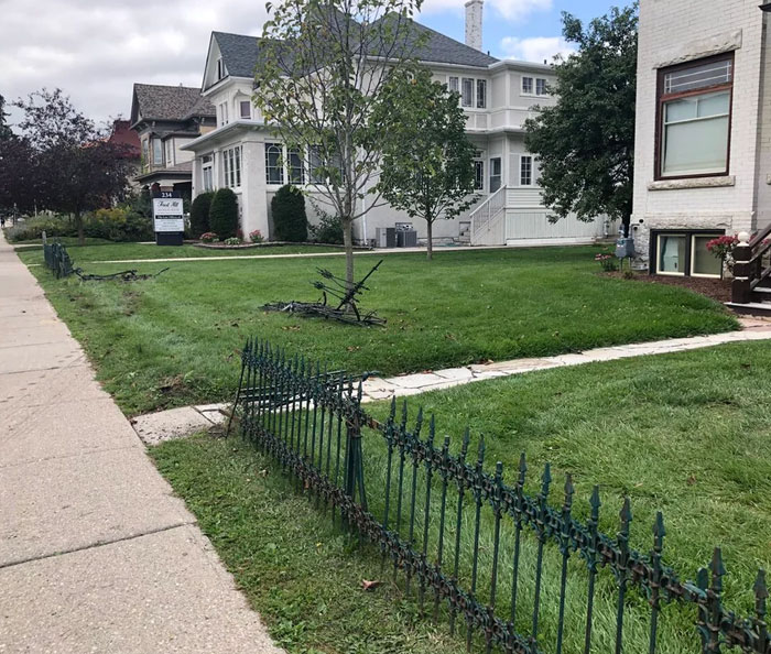 Man Shocked By How Neighbors React To Him Refusing To Pay For Their Fence