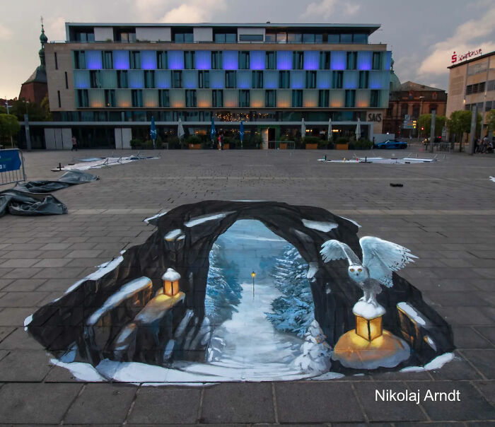 This Artist Turns Ordinary Streets Into Deep Holes, Oceans, And Wild Illusions (75 Pics)