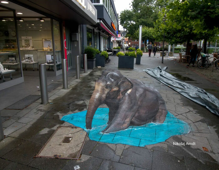 This Artist Turns Ordinary Streets Into Deep Holes, Oceans, And Wild Illusions (75 Pics)