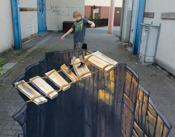 This Artist Turns Ordinary Streets Into Deep Holes, Oceans, And Wild Illusions (75 Pics)