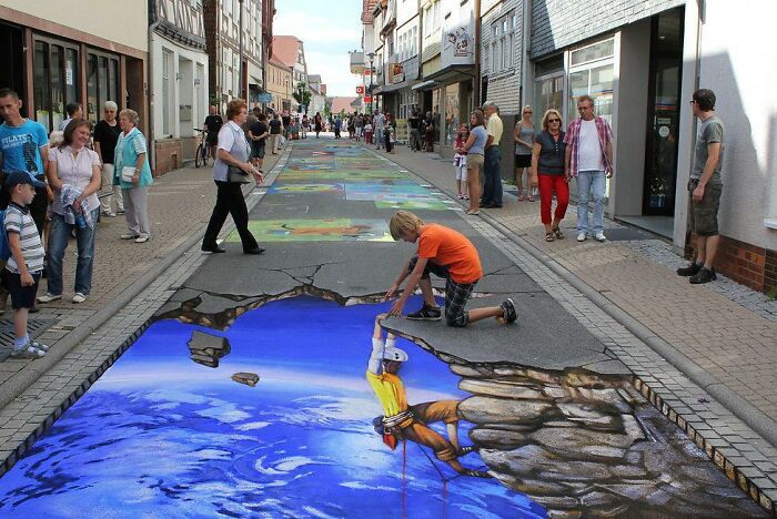 This Artist Turns Ordinary Streets Into Deep Holes, Oceans, And Wild Illusions (75 Pics)