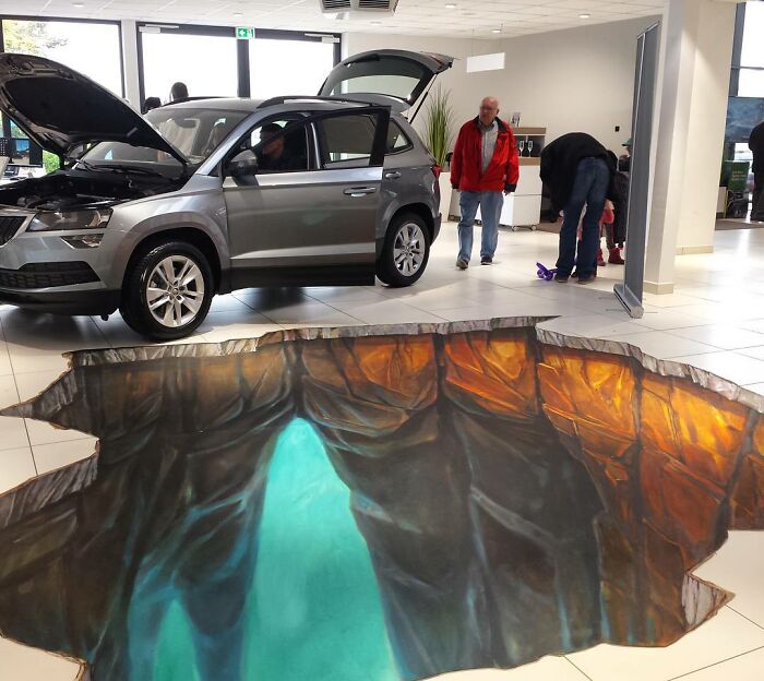 This Artist Turns Ordinary Streets Into Deep Holes, Oceans, And Wild Illusions (75 Pics)
