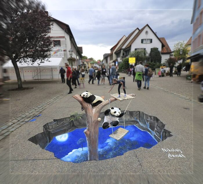 This Artist Turns Ordinary Streets Into Deep Holes, Oceans, And Wild Illusions (75 Pics)