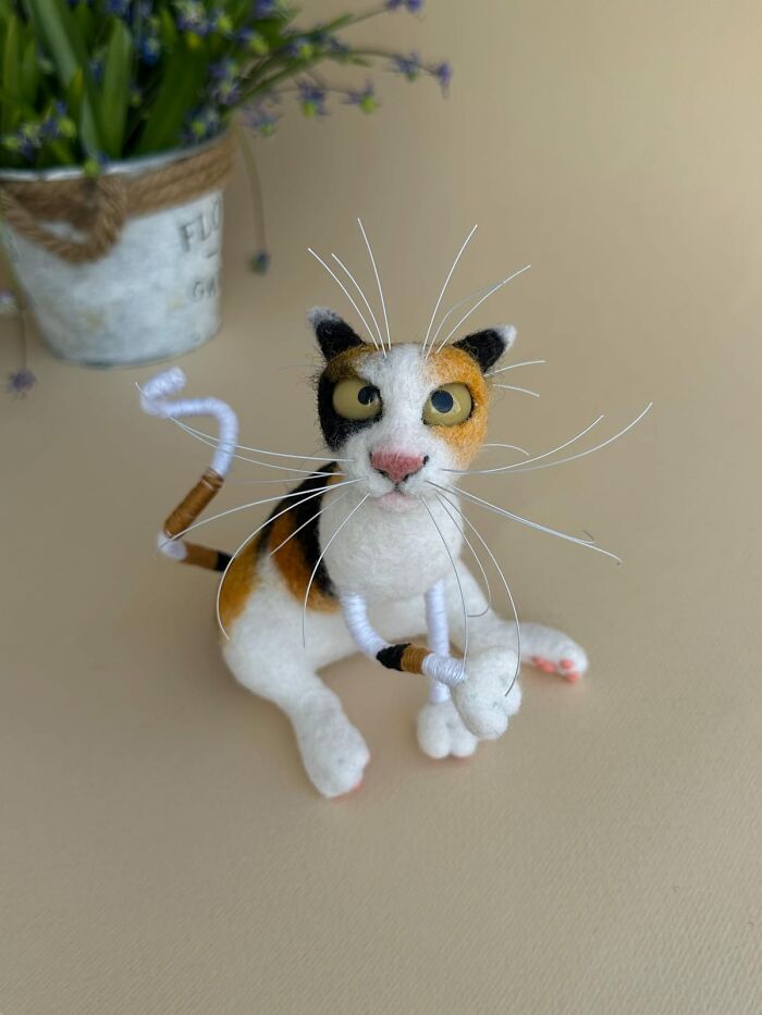 43 Wool Felted Cats With Over-The-Top Whiskers And Even Bigger Attitudes By Mary Derkach
