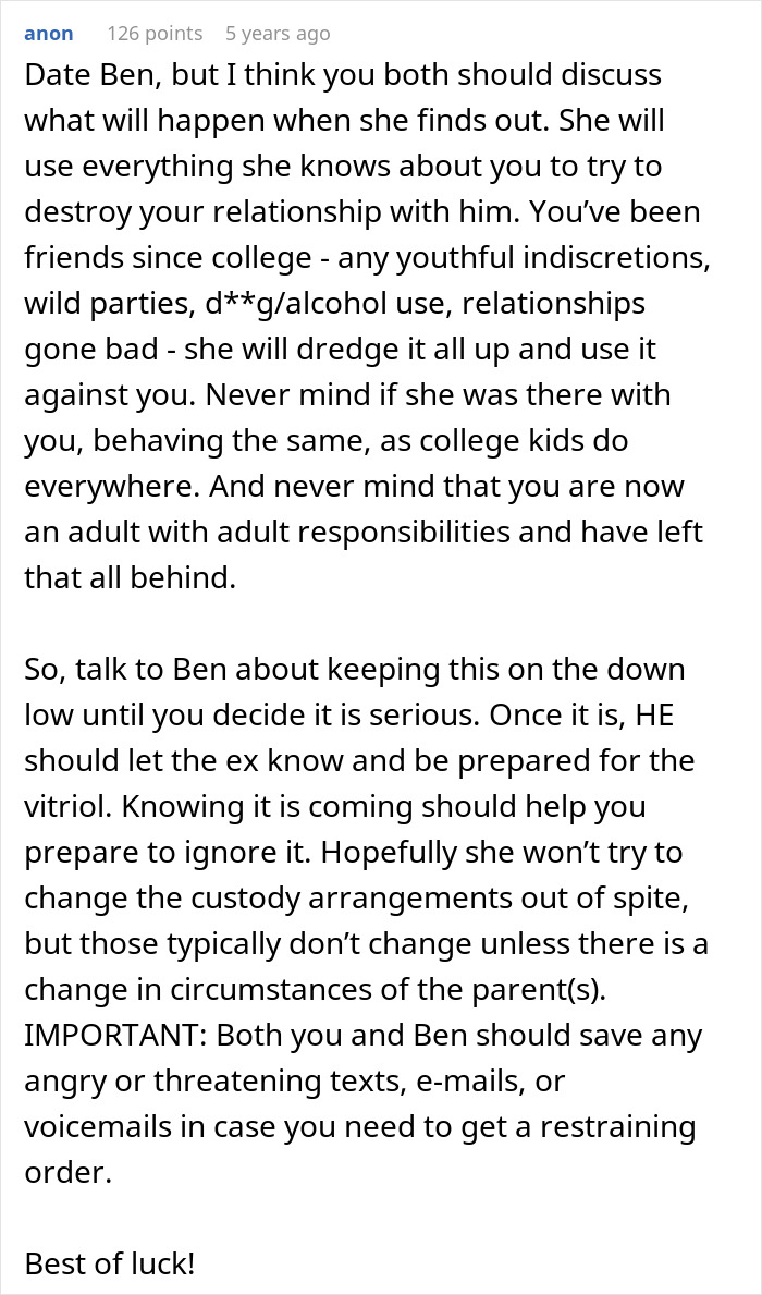 Woman Starts Dating Friend&rsquo;s Ex-Husband, Gets A Call When She Finds Out And It Makes Her Cry