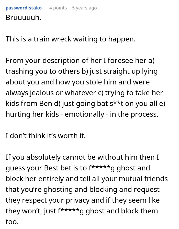 Woman Starts Dating Friend&rsquo;s Ex-Husband, Gets A Call When She Finds Out And It Makes Her Cry
