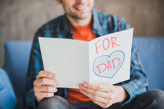 Widowed Parents Find Love During Support Group, Daughter Throws A Fit As Stepsis Won&rsquo;t Accept Them